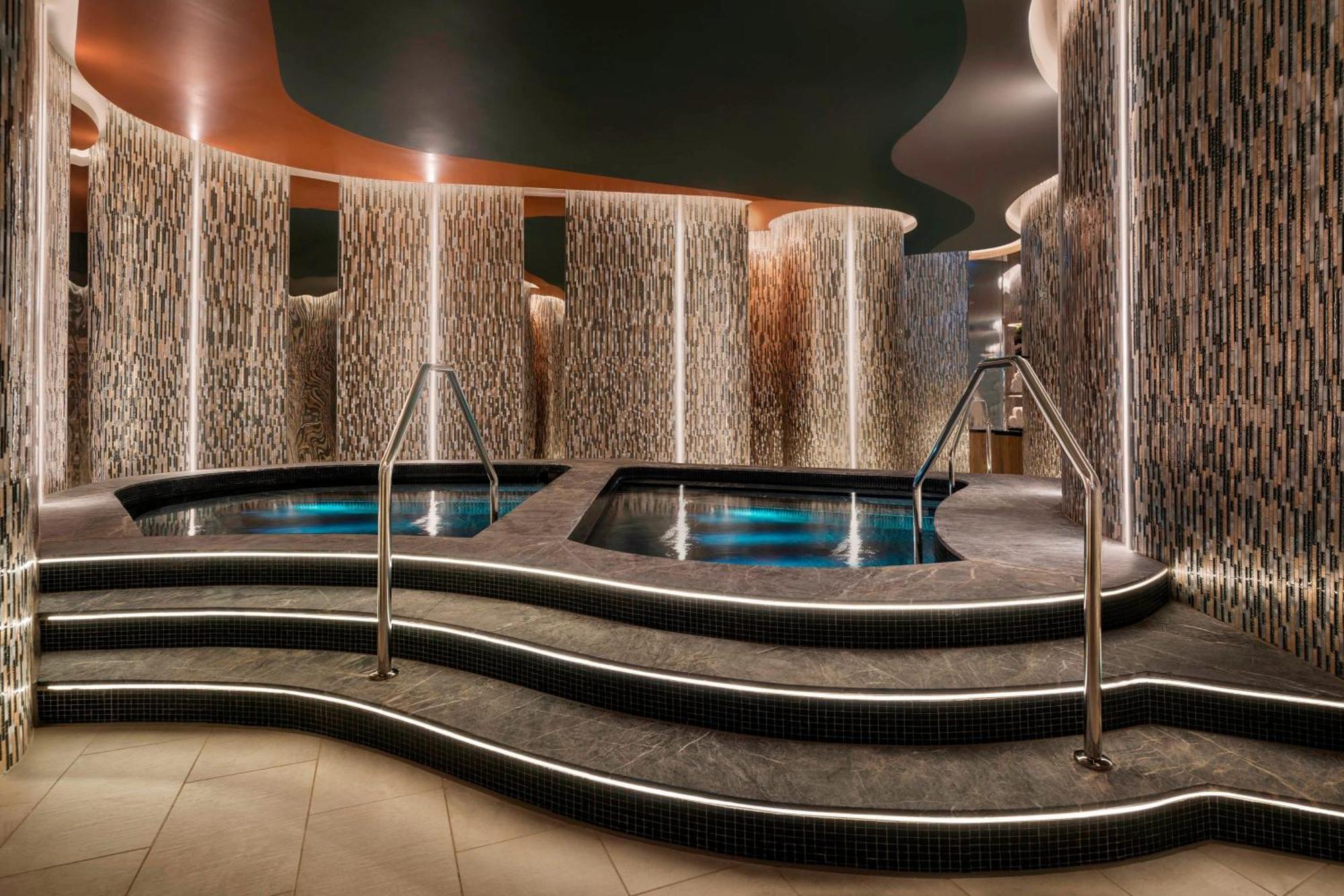 W Brisbane Hotel Ngoại thất bức ảnh The spa at The Ivy Spa